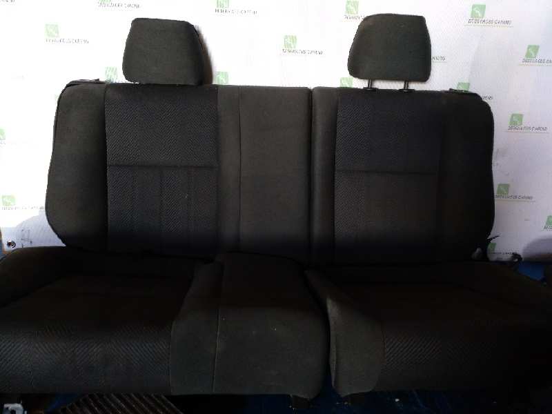 ASIENTO TRASERO MEDIO