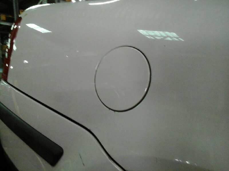 TAPA EXTERIOR COMBUSTIBLE