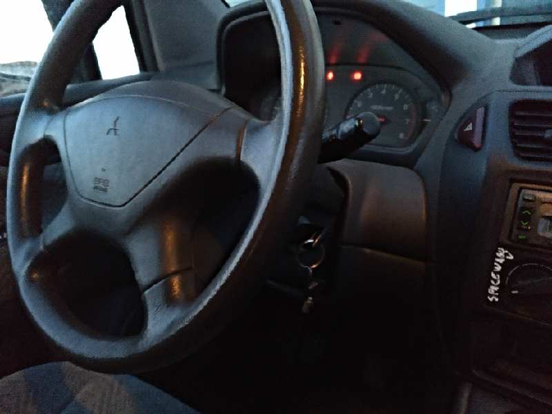 ALETA DELANTERA IZQUIERDA