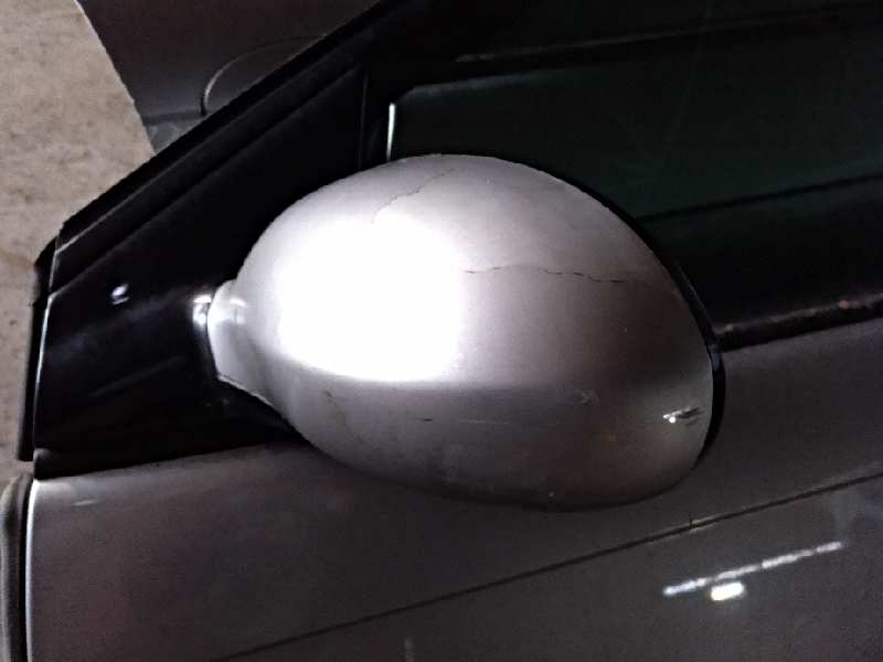 RETROVISOR IZQUIERDO