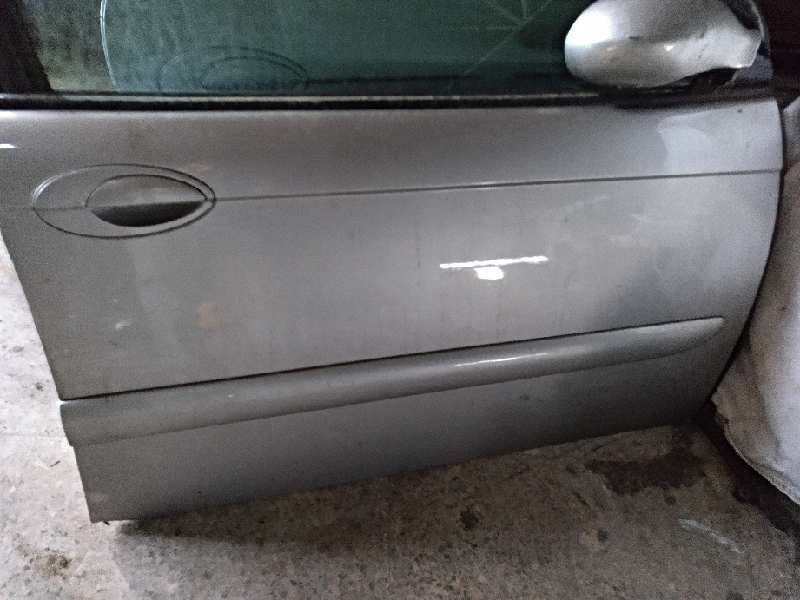 PUERTA DELANTERA DERECHA