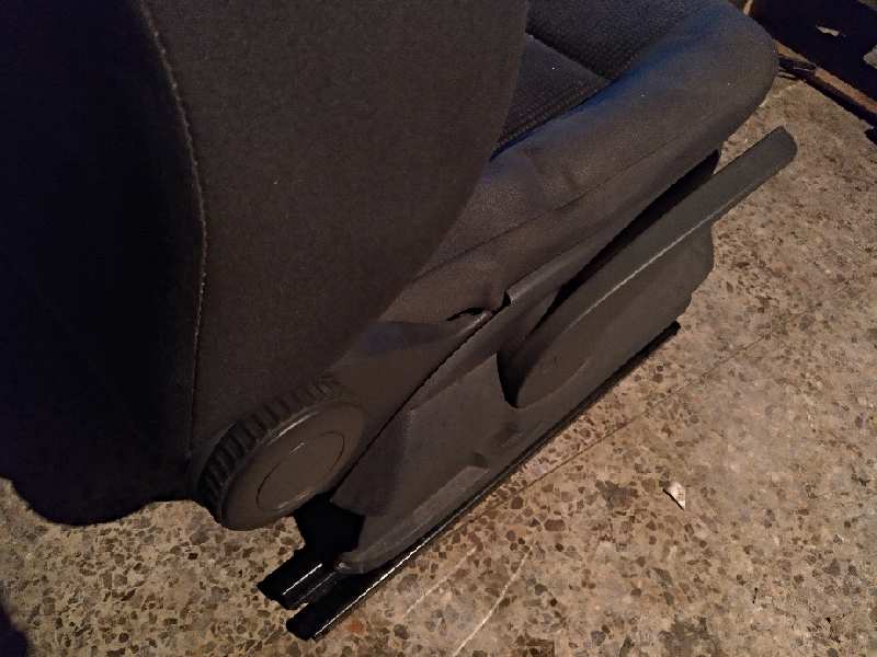 ASIENTO DELANTERO DERECHO