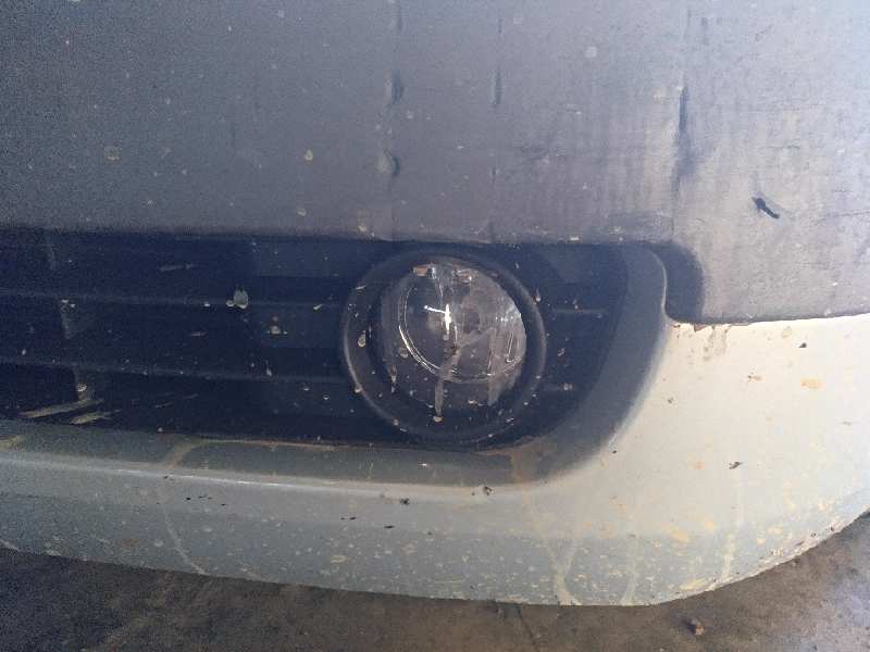 FARO ANTINIEBLA IZQUIERDO