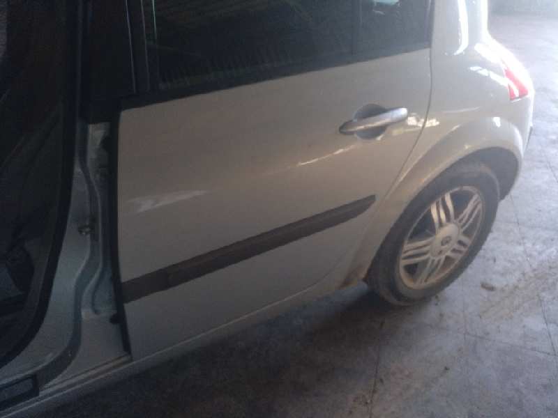 PUERTA TRASERA IZQUIERDA