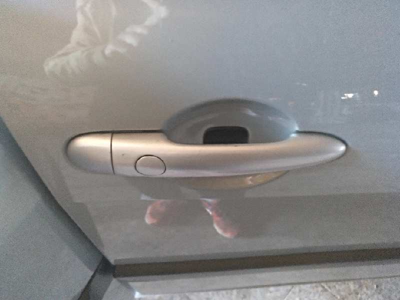 MANETA EXTERIOR DELANTERA DERECHA