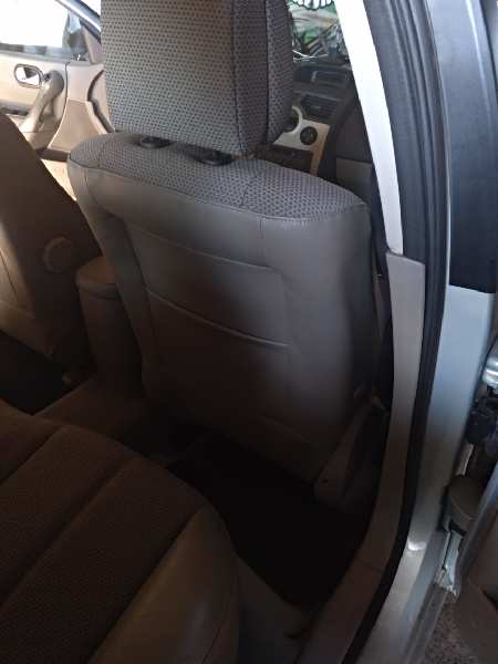 ASIENTO DELANTERO DERECHO