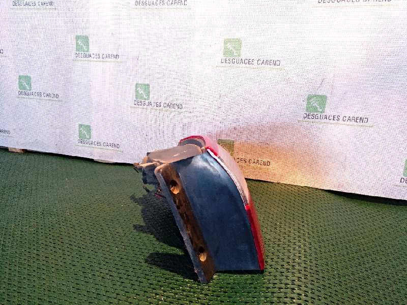 PILOTO TRASERO DERECHO