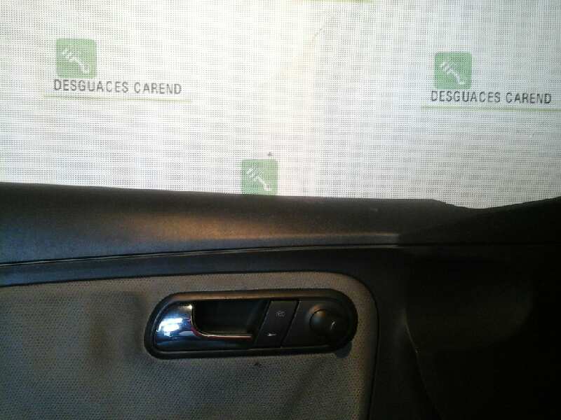 MANETA INTERIOR DELANTERA IZQUIERDA