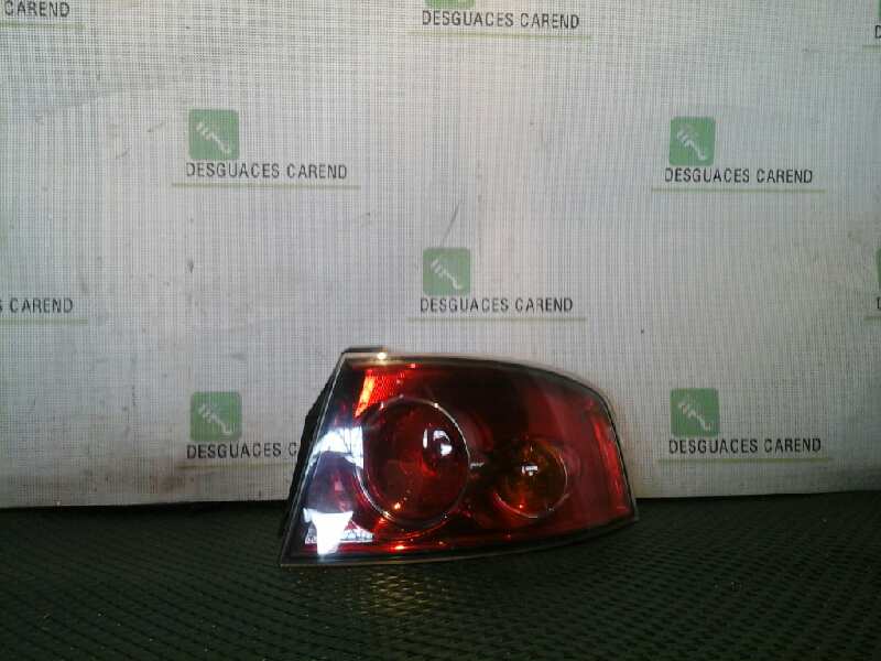 PILOTO TRASERO DERECHO