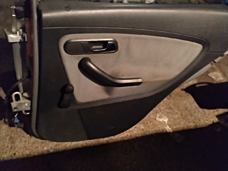 MANETA INTERIOR TRASERA DERECHA