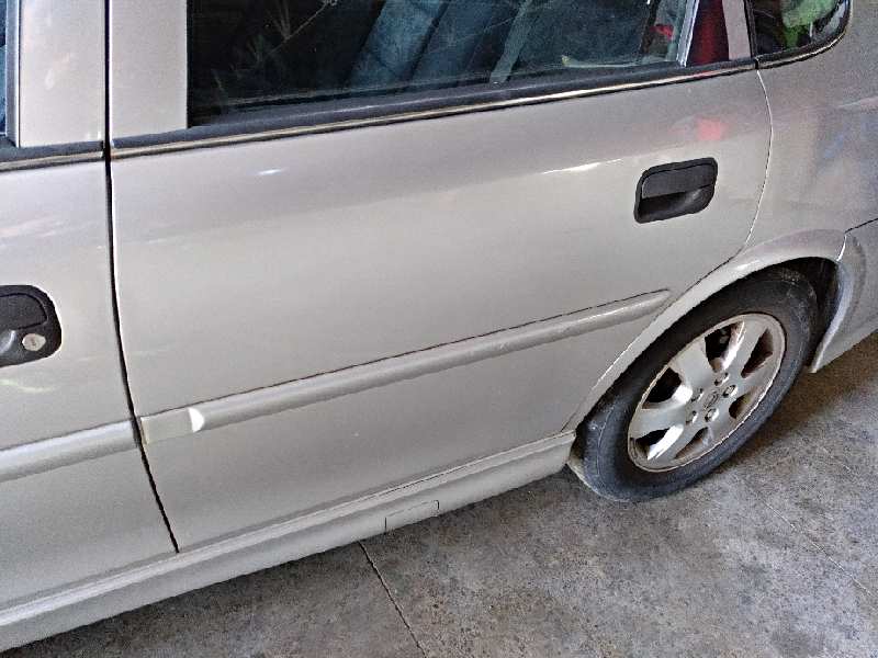 PUERTA TRASERA IZQUIERDA