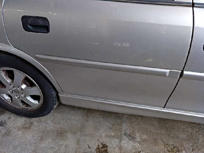 PUERTA TRASERA DERECHA