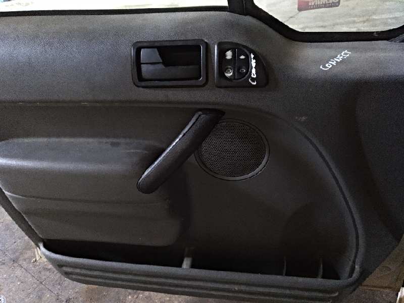 GUARNECIDO PUERTA DELANTERA IZQUIERDA