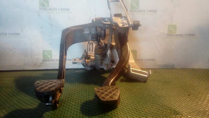 PEDAL EMBRAGUE