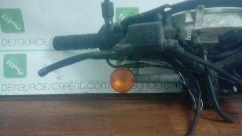 PILOTO DELANTERO DERECHO