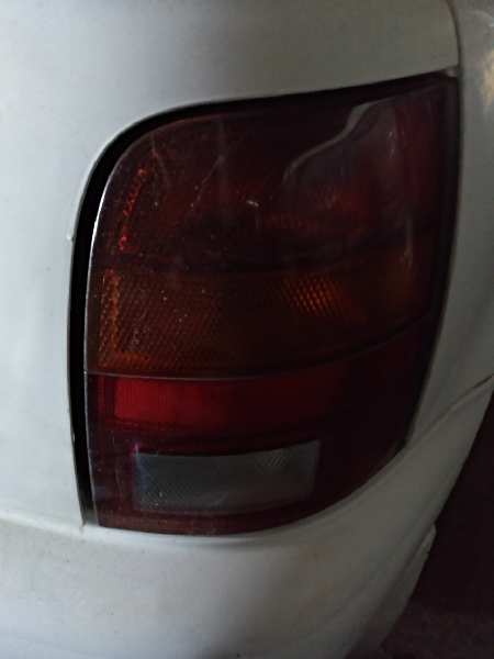 PILOTO TRASERO DERECHO