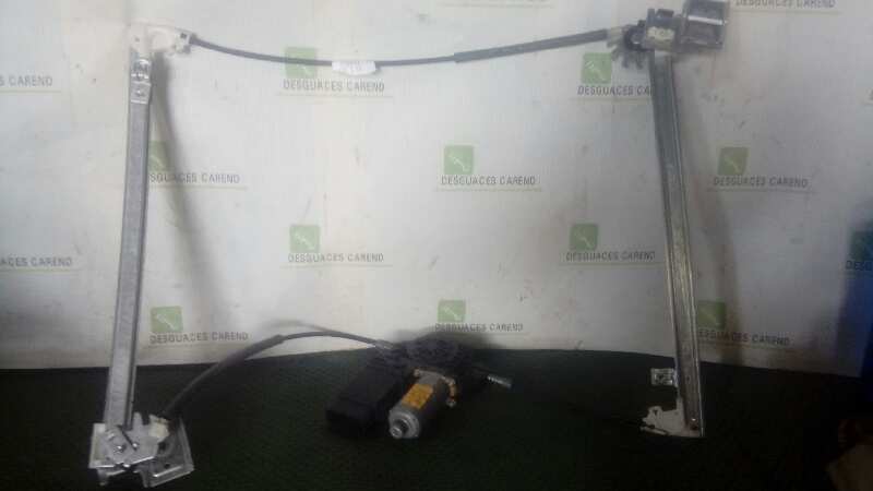 ELEVALUNAS DELANTERO DERECHO