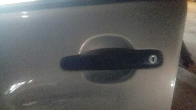 MANETA INTERIOR DELANTERA IZQUIERDA