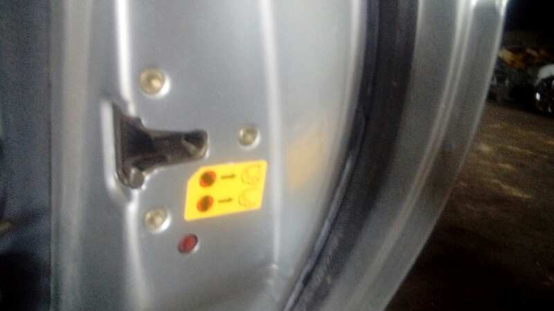 CERRADURA PUERTA TRASERA DERECHA 