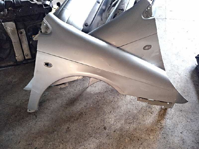 ALETA DELANTERA DERECHA