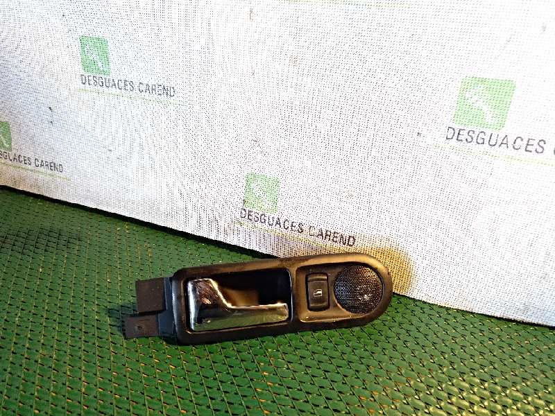 MANETA INTERIOR TRASERA IZQUIERDA