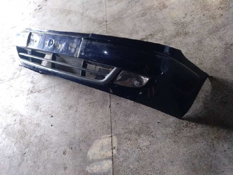 PARAGOLPES DELANTERO