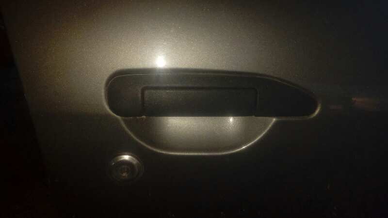 MANETA EXTERIOR DELANTERA DERECHA