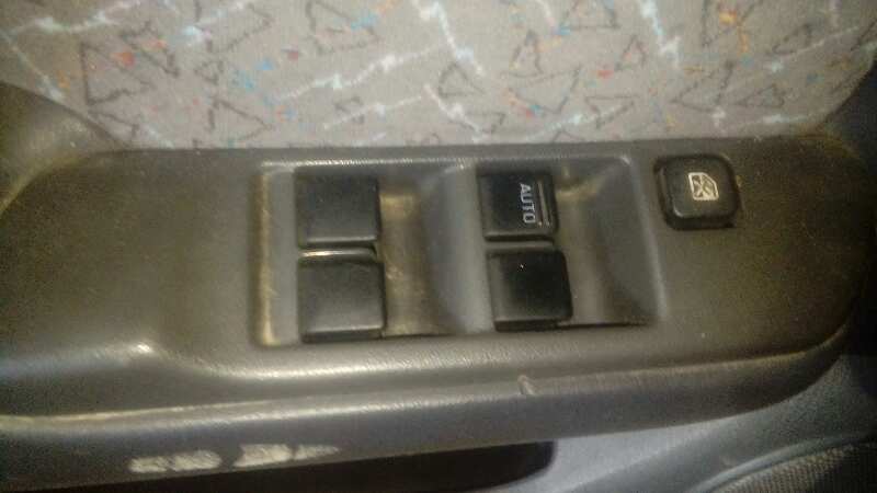 MANDO ELEVALUNAS DELANTERO IZQUIERDO 