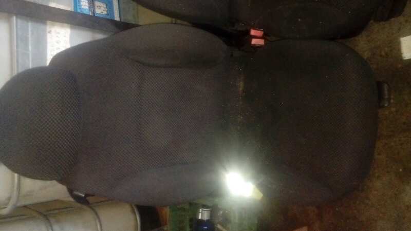 ASIENTO DELANTERO DERECHO