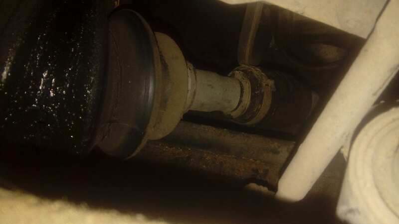 TRANSMISION DELANTERA IZQUIERDA