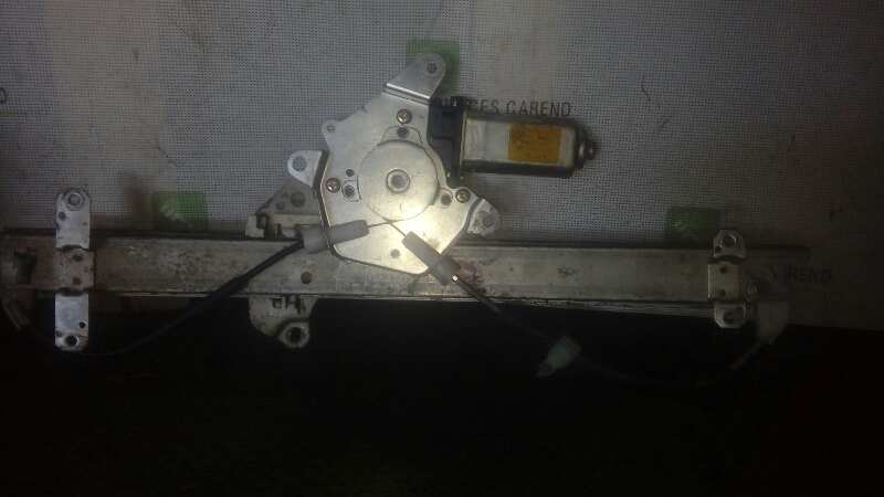 ELEVALUNAS DELANTERO IZQUIERDO