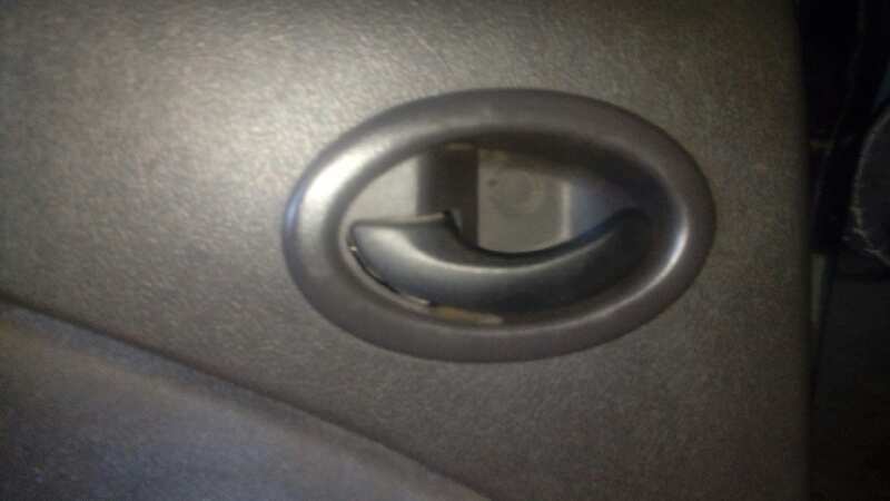 MANETA INTERIOR TRASERA IZQUIERDA