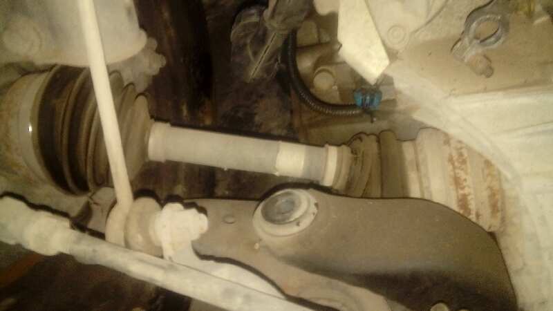 TRANSMISION DELANTERA IZQUIERDA