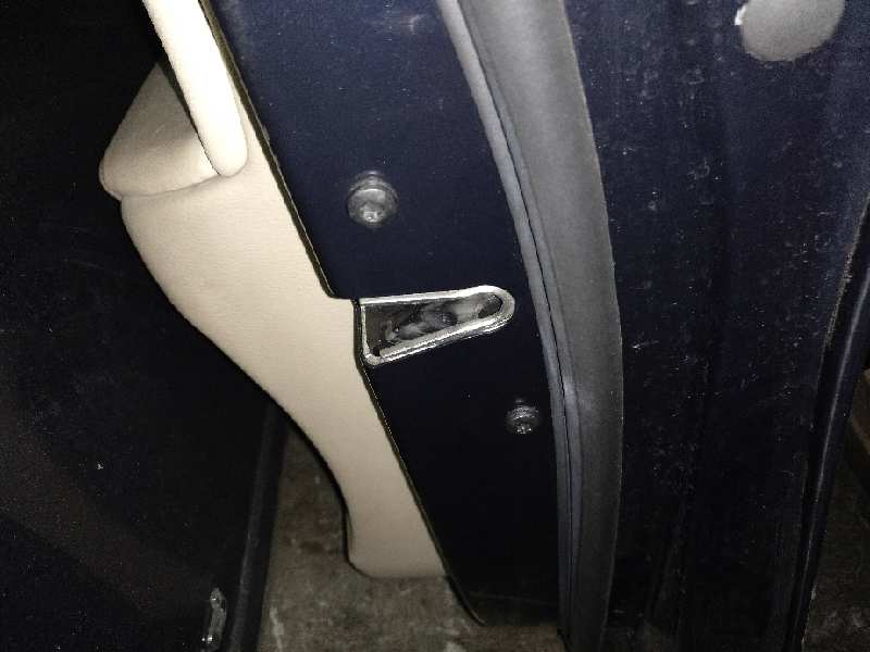 CERRADURA PUERTA DELANTERA DERECHA