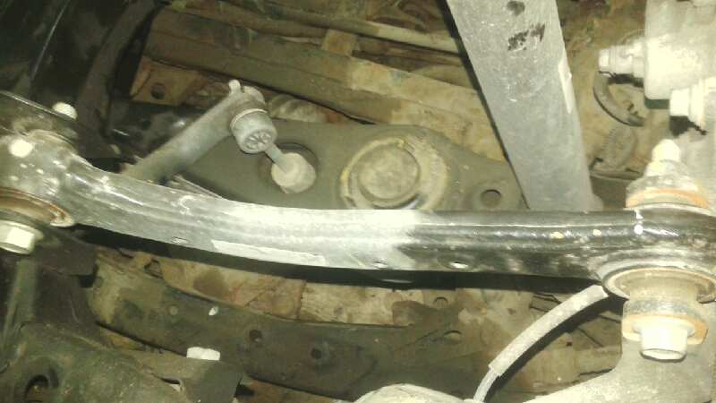 BRAZO SUSPENSION INFERIOR TRASERO IZQUIERDO