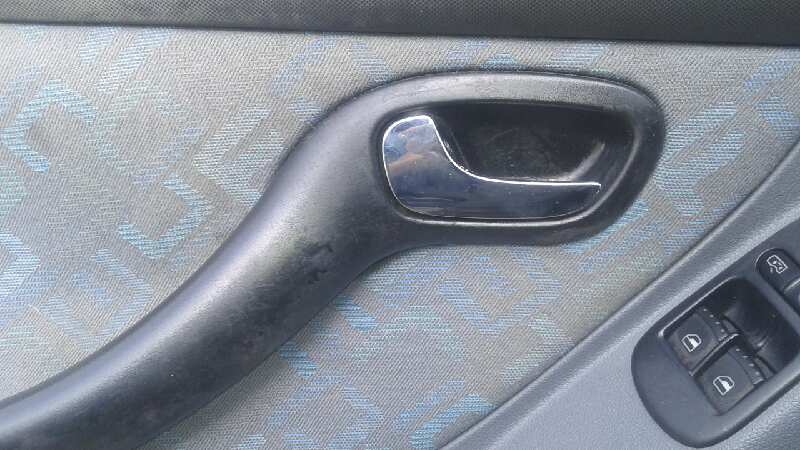 MANETA INTERIOR DELANTERA IZQUIERDA