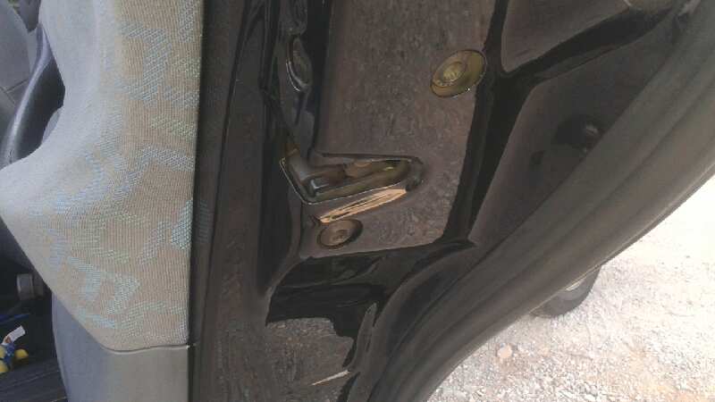 CERRADURA PUERTA TRASERA DERECHA 