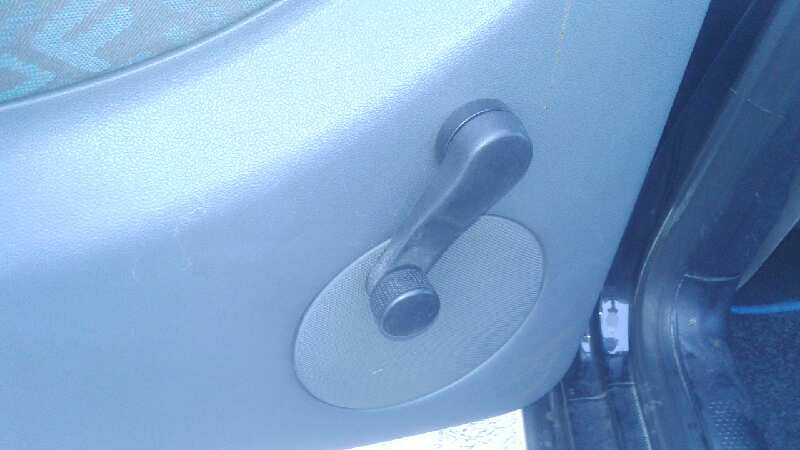 ELEVALUNAS TRASERO IZQUIERDO