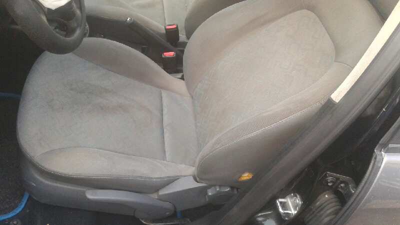 ASIENTO DELANTERO IZQUIERDO