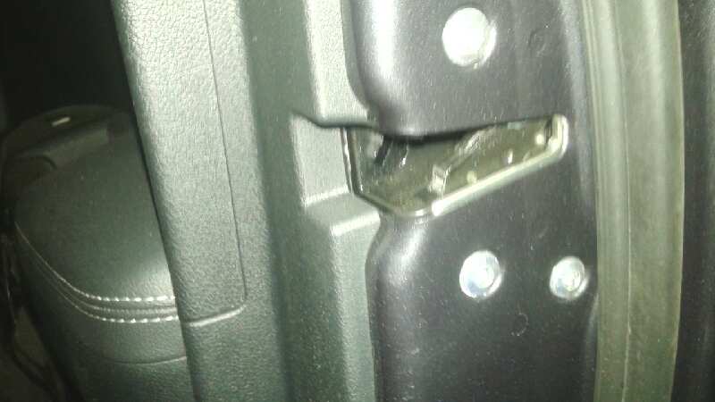 CERRADURA PUERTA DELANTERA DERECHA