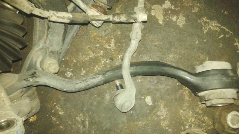 BRAZO SUSPENSION INFERIOR DELANTERO DERECHO