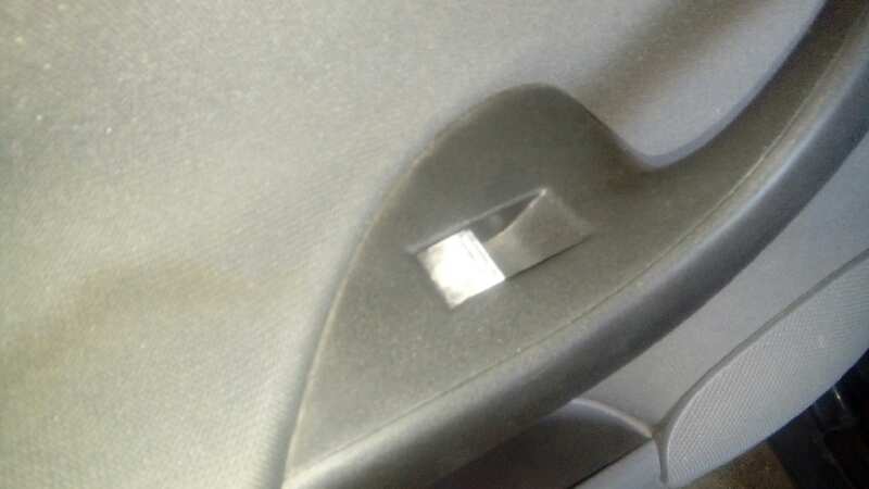 MANDO ELEVALUNAS TRASERO IZQUIERDO