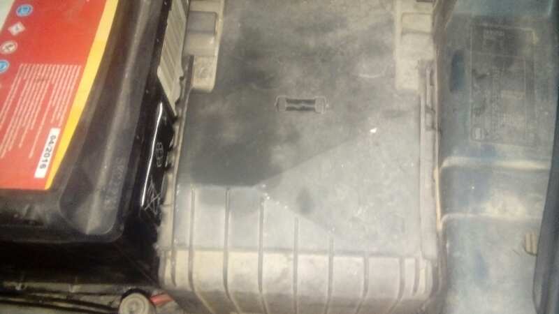 CAJA RELES - FUSIBLES