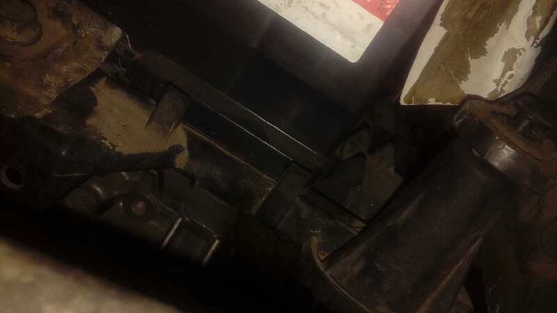 SOPORTE MOTOR IZQUIERDO