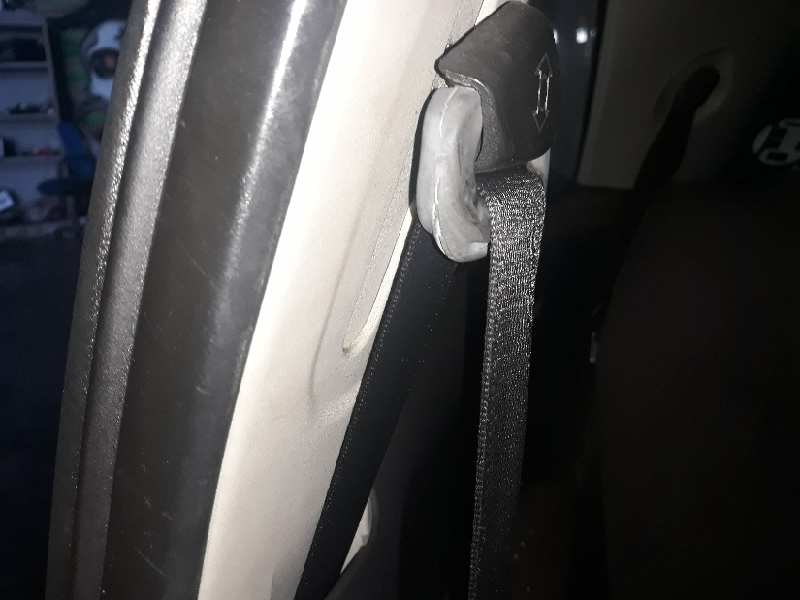 CINTURON SEGURIDAD DELANTERO DERECHO