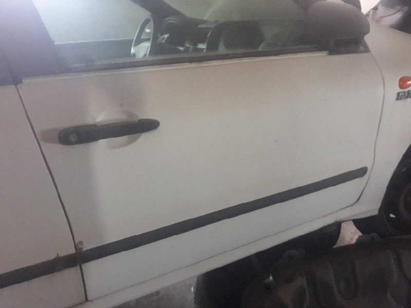 PUERTA DELANTERA DERECHA