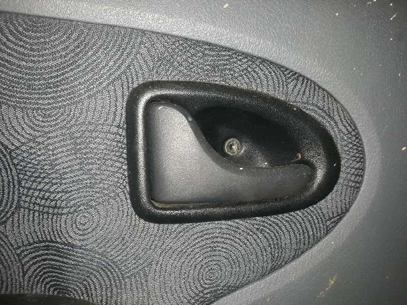 MANETA INTERIOR TRASERA IZQUIERDA