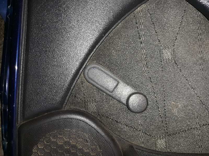 ELEVALUNAS TRASERO DERECHO