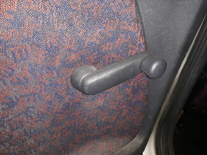 ELEVALUNAS TRASERO IZQUIERDO