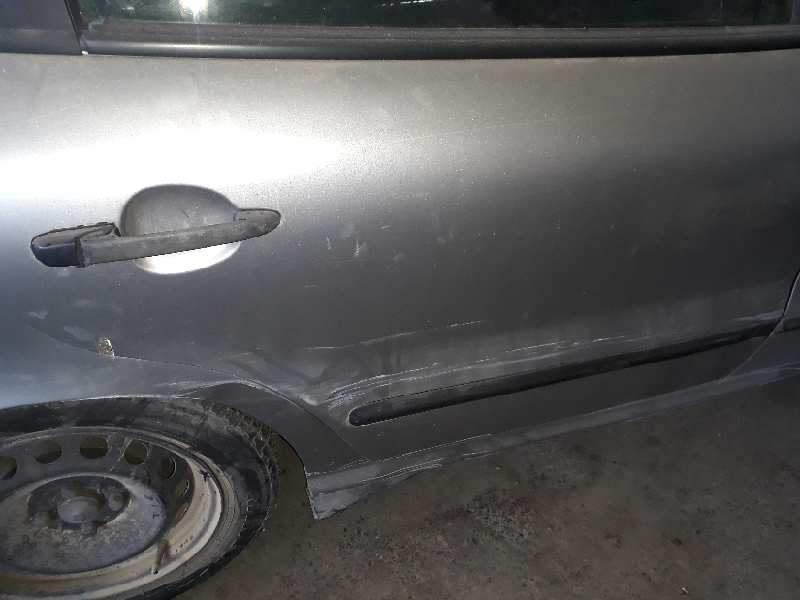 PUERTA TRASERA DERECHA